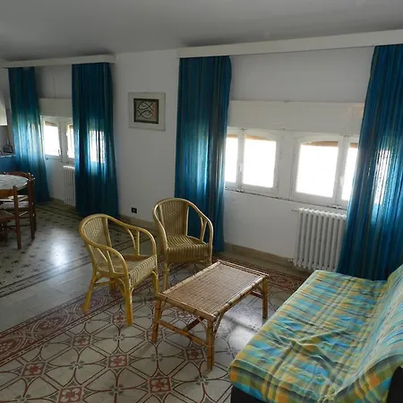 Liberty Tolomei Apartment *